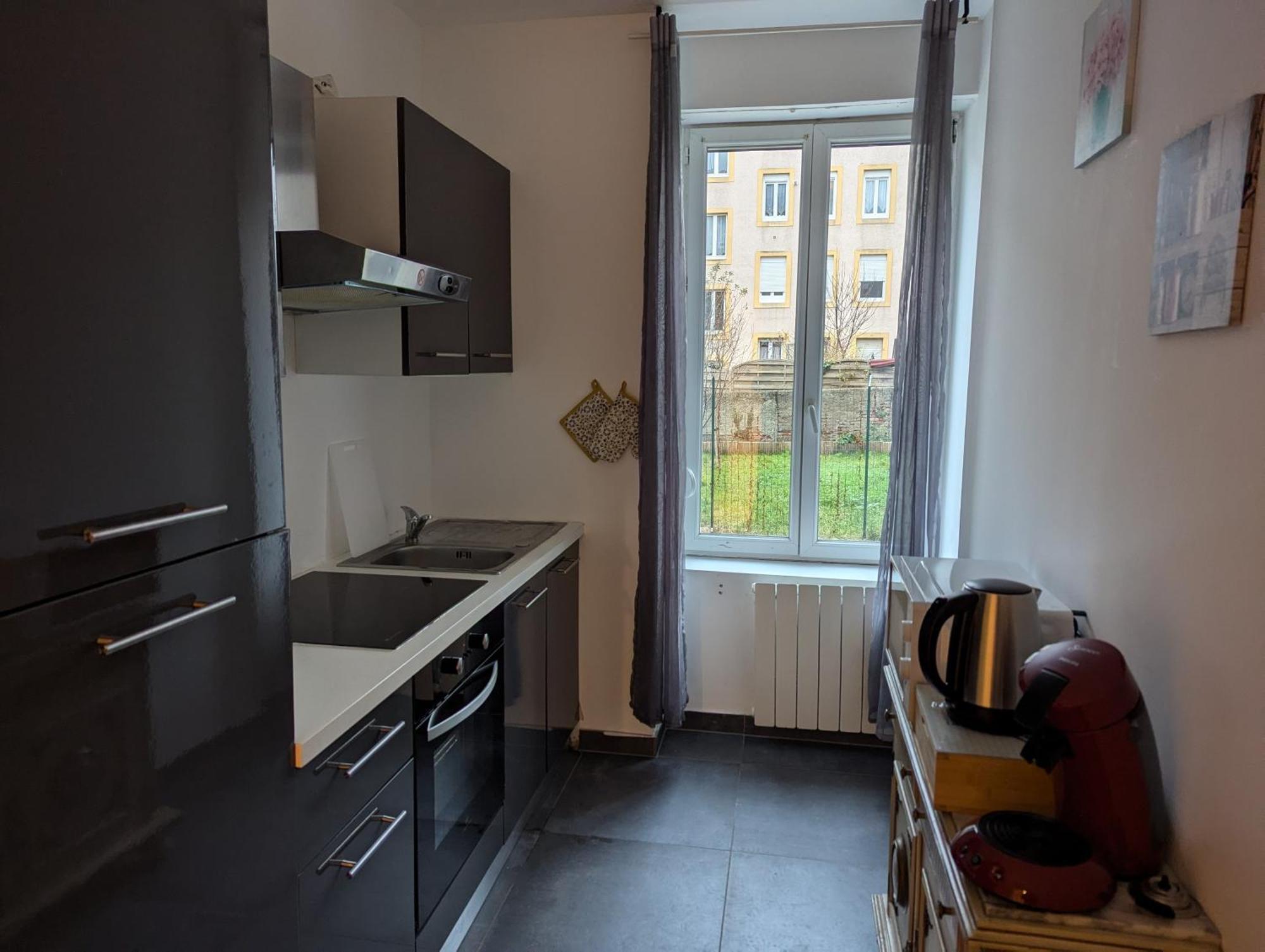 Le Vauban - Appartement 2 Chambres, Salon, Cuisine Equipee, Parking Et Wifi Gratuit ミュルーズ エクステリア 写真
