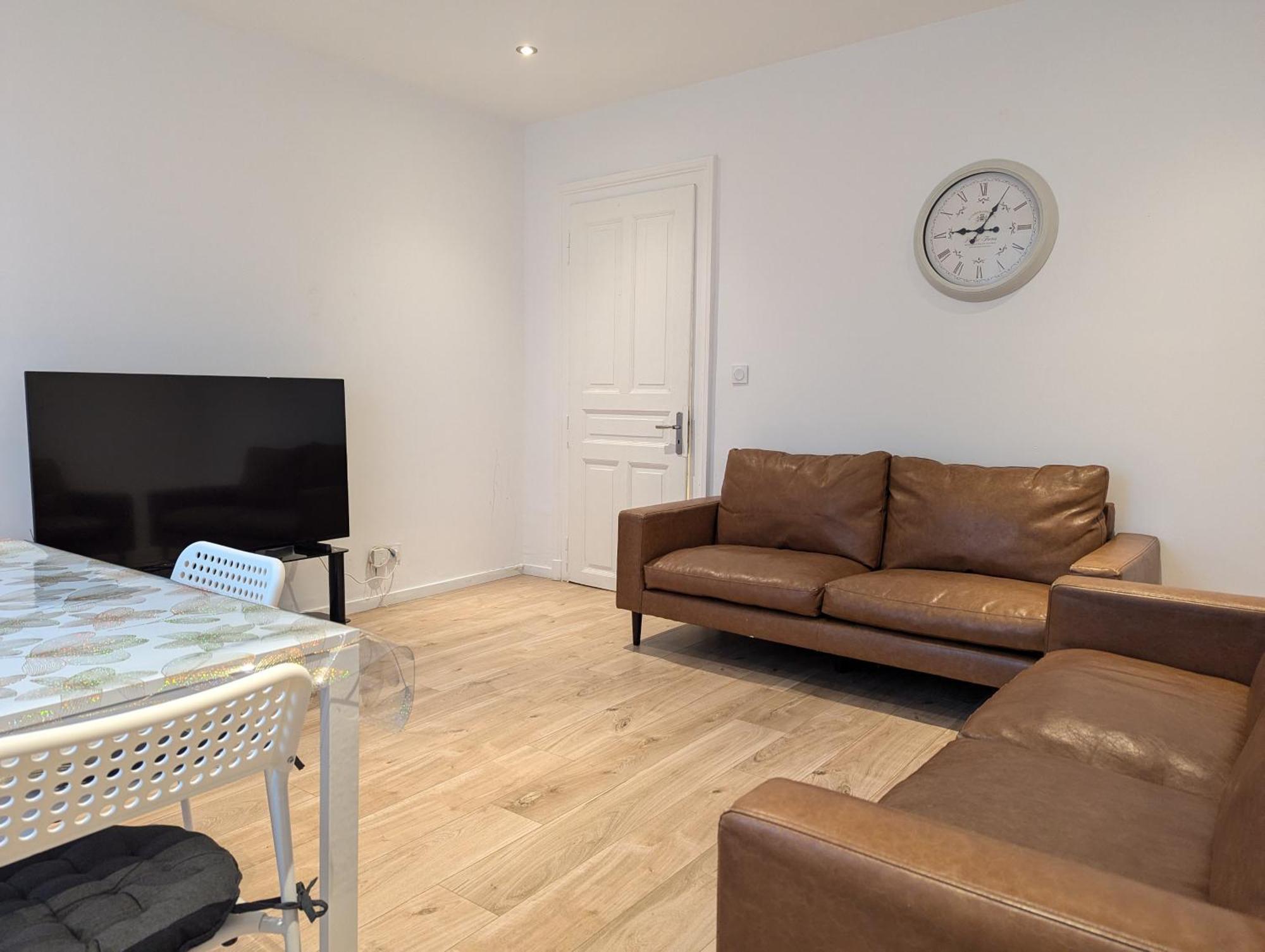 Le Vauban - Appartement 2 Chambres, Salon, Cuisine Equipee, Parking Et Wifi Gratuit ミュルーズ エクステリア 写真